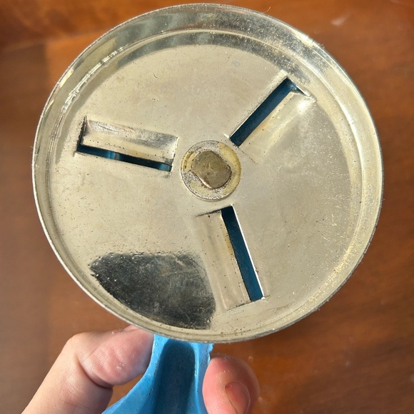 Vintage Blue Spong 632 bean slicer- great for slicing beans- preloved - Picture 9 of 9